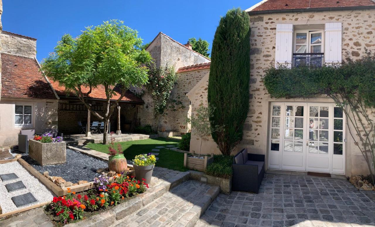 La Maison D'Emilie - Chambres D'Hotes Chaumes-en-Brie Exterior foto